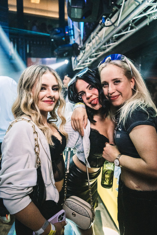 Rave n Roll