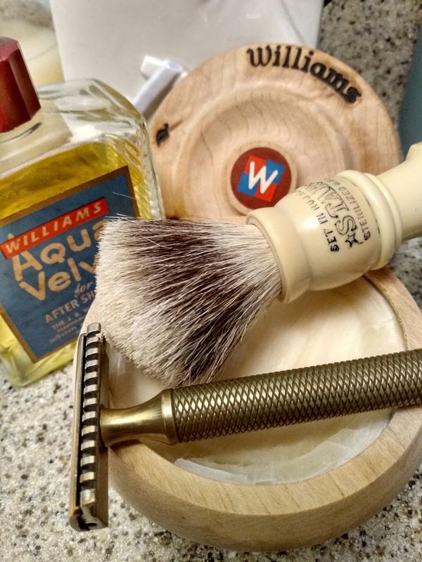 [Image: 211201-Dave-in-KY-2.jpg]