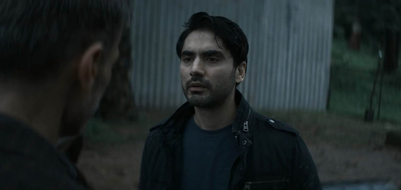 Adhura (2023) Season 1 [Hindi + Tamil + Telugu + Malayalam + Kannada] WebRip 480p, 720p ESub - Complete Screenshot
