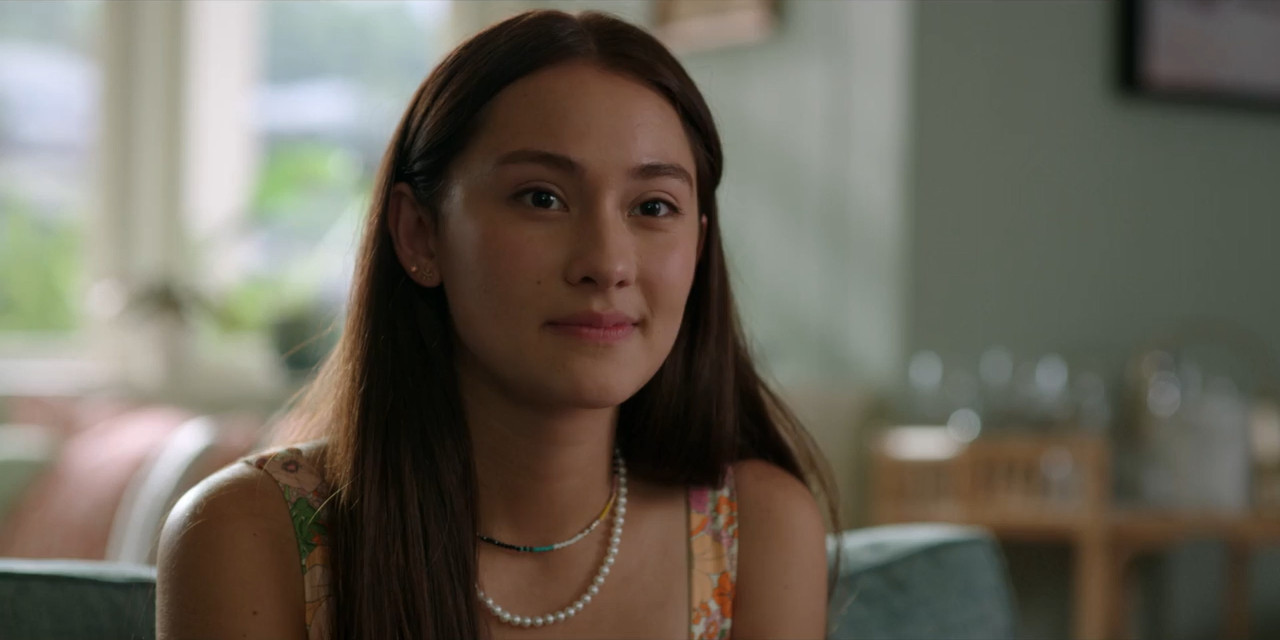 The Summer I Turned Pretty (2022) Season 1 [Hindi + Tamil + Telugu + Malayalam + Kannada + English] WebRip 480p 720p ESub - Complete Screenshot