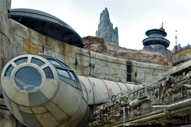 PILOTAMOS EL HALCÓN MILENARIO: Cumpliendo más sueños de infancia - DISNEYLAND ~ STAR WARS: GALAXY'S EDGE, LA GUIA (6)