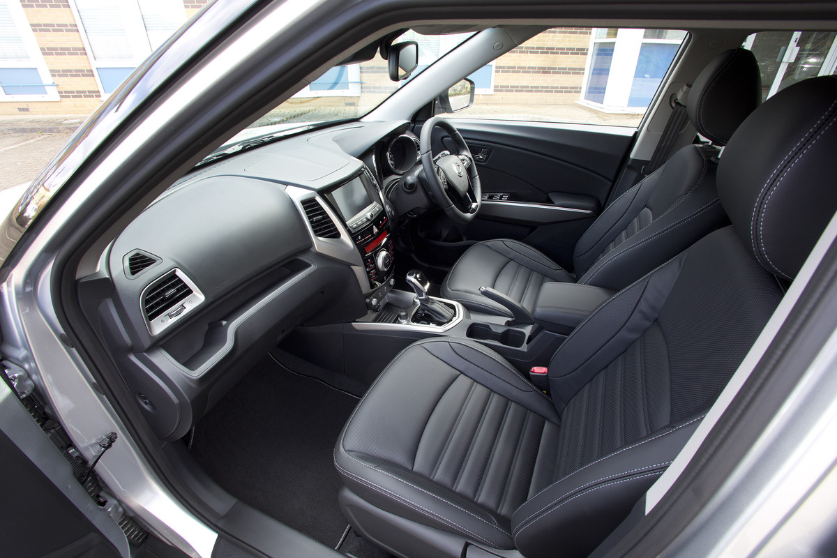 SsangYong Tivoli & Tivoli XLV (11)