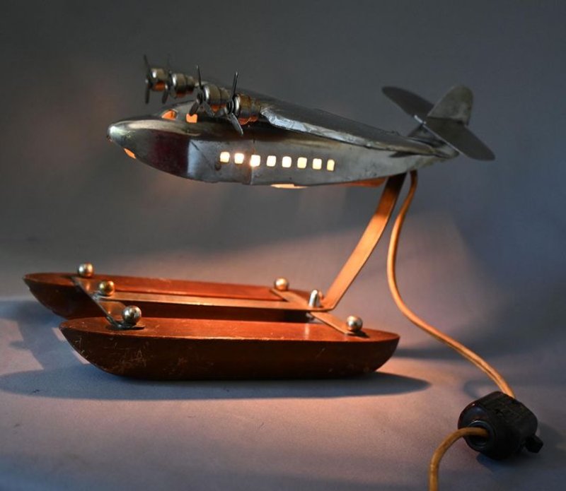 lamp-plane.jpg