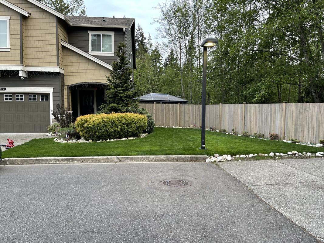 E18FF16D-6DE3-4DFE-A22B-A6D5B5E265D1