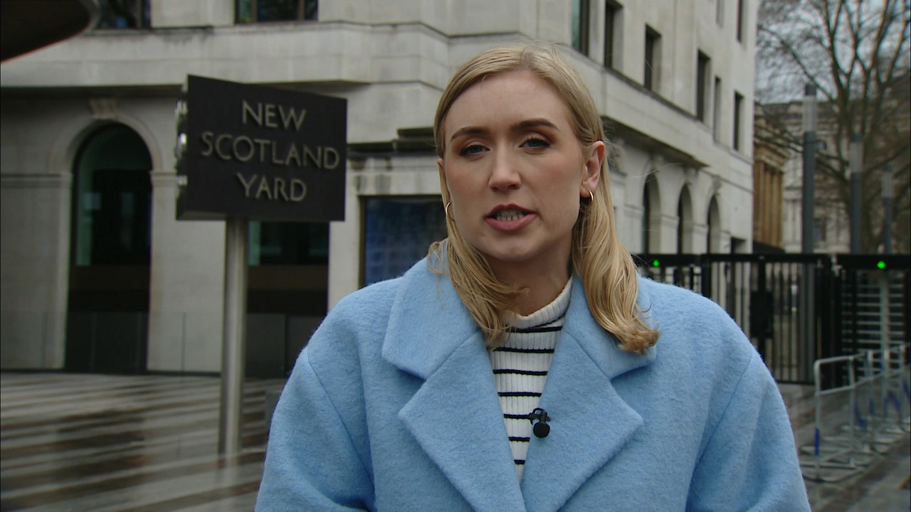 ITV Evening News_20220311_18301930.ts_snapshot_00.34.36.351
