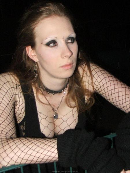 Goth-(66)