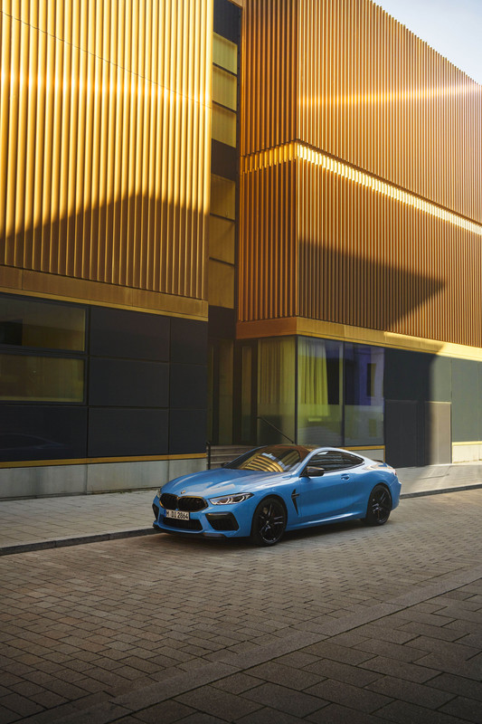 P90448603_highRes_bmw-m8-competition-c
