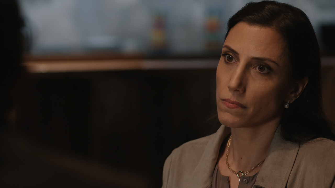 FBI.International.S01E16.Left.of.Boom.1080p.10bit.AMZN.WEB-DL.DDP5.1.HEVC-Vyndros.mkv_snapshot_05.50