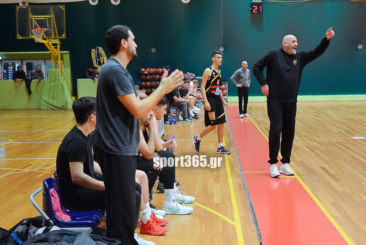 , &Mu;&alpha;&tau;&sigma;ά&rho;&alpha; &sigma;&tau;&eta;&nu; &Tau;έ&nu;&tau;&alpha;, &omicron; &Delta;ί&omega;&nu;&alpha;&sigmaf; &pi;ή&rho;&epsilon; &mu;&epsilon;&gamma;ά&lambda;&omicron; &delta;&iota;&pi;&lambda;ό &epsilon;&pi;ί &tau;&eta;&sigmaf; &Kappa;&alpha;&lambda;&alpha;&mu;ά&tau;&alpha; BC &mu;&epsilon; 92-81 &sigma;&tau;&eta;&nu; 2&eta; &pi;&alpha;&rho;ά&tau;&alpha;&sigma;&eta; (&phi;&omega;&tau;ό & &beta;ί&nu;&tau;&epsilon;&omicron;)