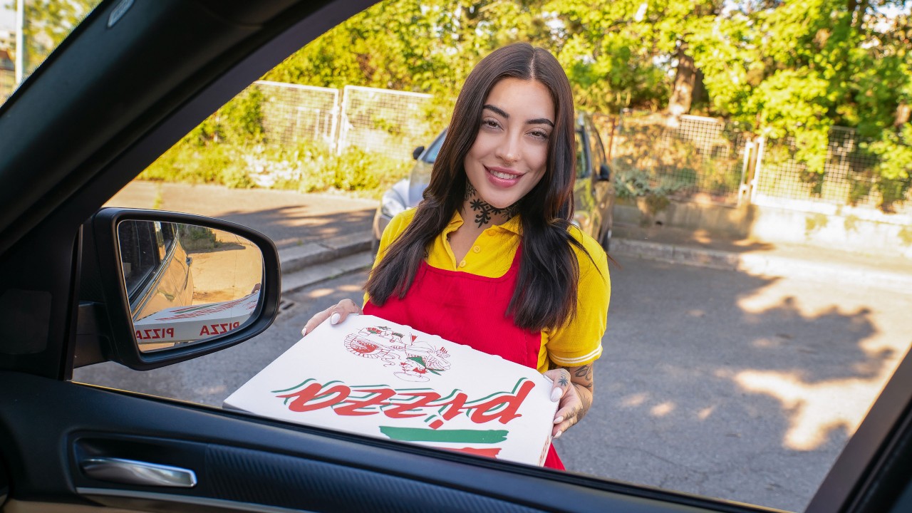 Tabatha’s Tasty Titties Tabatha Lust, Martin Gun – FakeHub – PublicAgent