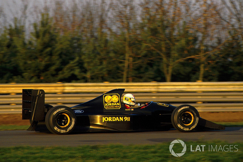 f1-silverstone-november-testing-1990-bertrand-gachot-jordan-191