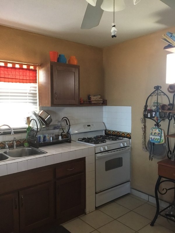 08CCA671-CF06-4401-B8C0-F3E0DE519F32