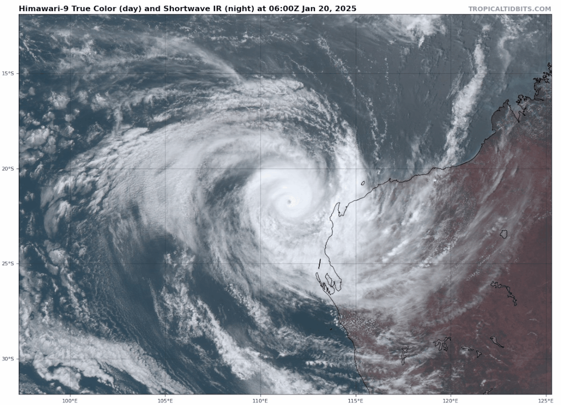 himawari9-truecolor-10-S-202501200600.gif