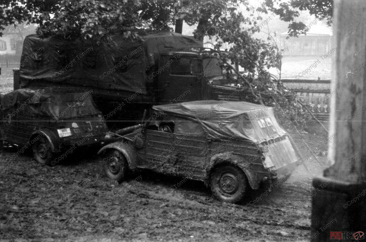 negative negativ foto Front ostfront VW Kübelwagen GD Kursk 1943