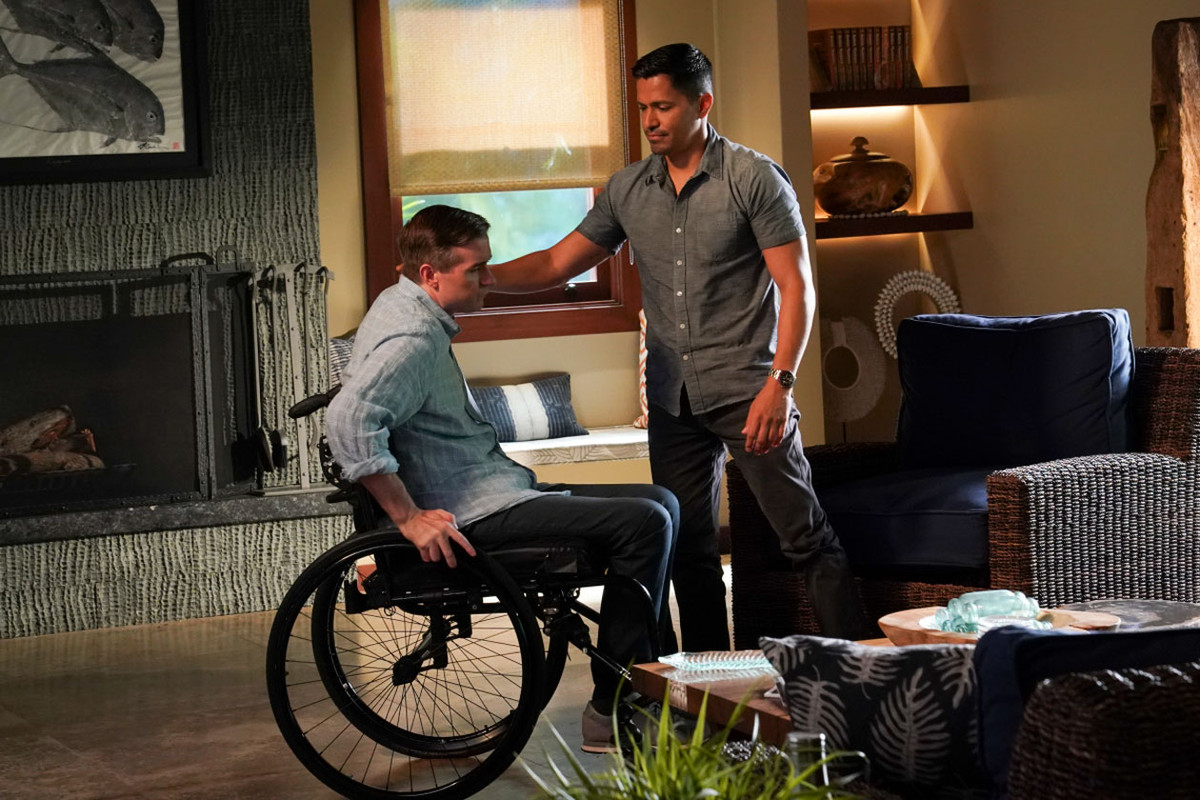 CAF79D62-A8BB-4291-8CFF-55510F5CDB92