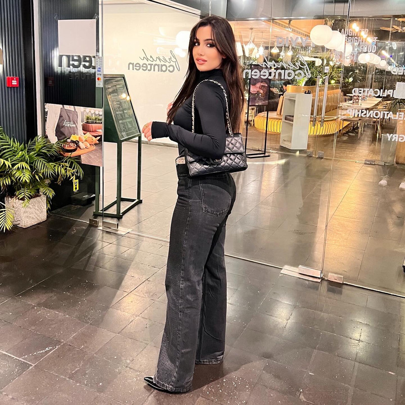 ريبيكا أوندونيو 2026 - صور ساخنة | سكس مثير ريبيكا أوندونيو! Rebecaandonian-1756050208094