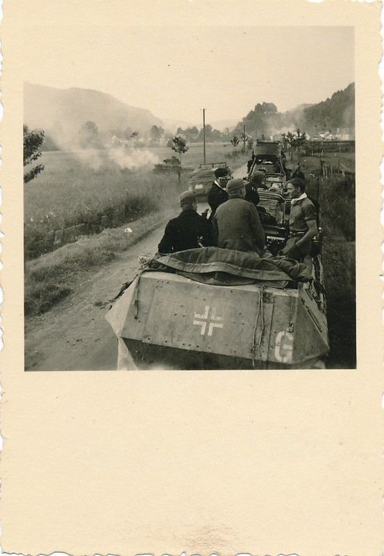 Frankreich Faucogney Panzerspähwagen mit Kennung