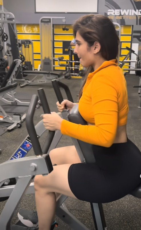 4-F554417-385-A-46-E3-8209-0-A6-B4-D8461