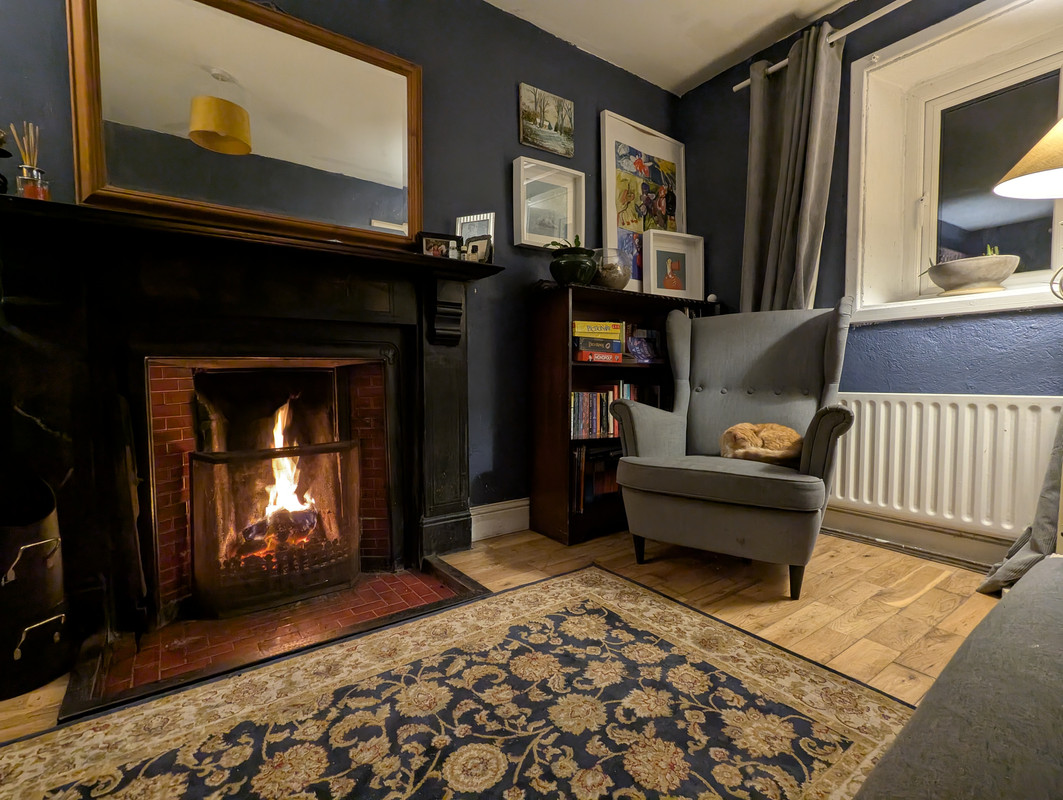 PXL_20250221_204049577.NIGHT