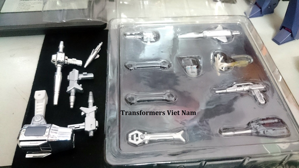 Masterpiece-Ratchet-5