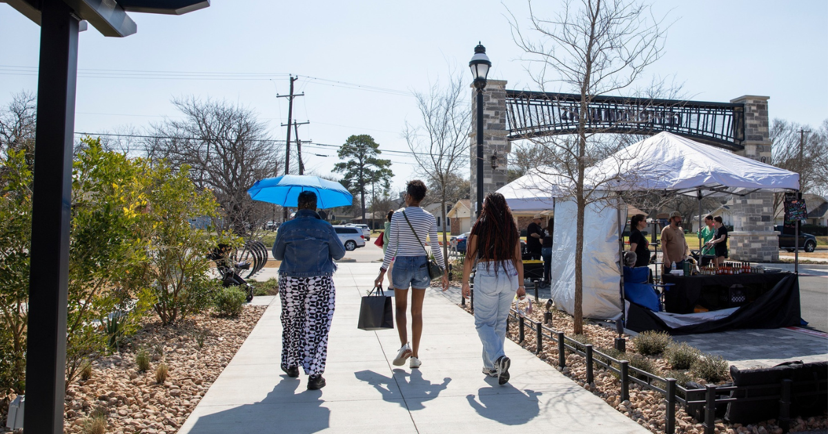Cover image for Saturday Cottage Market