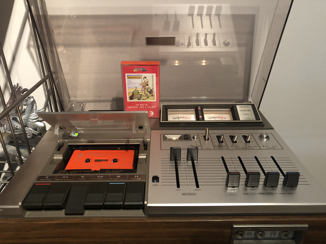 8BF3B526-F6FF-4EA5-901A-6CCF40AA50A8