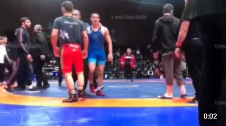 Масов бой на първенство по борба в Грозни