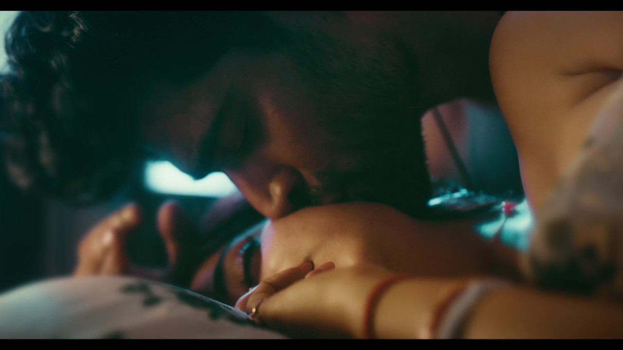 vlcsnap-2025-04-16-23h10m49s146