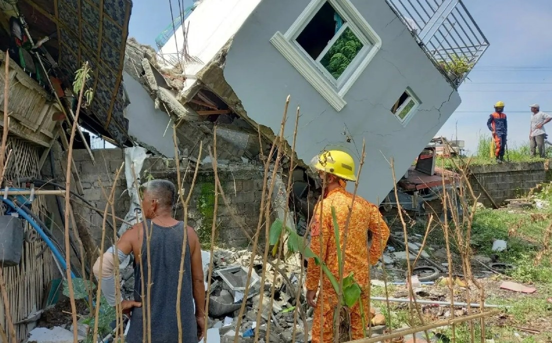 Terremoto en Filipinas deja cinco muertos y más de 13 mil personas afectadas