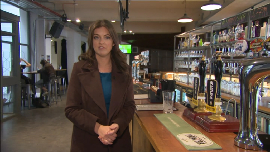 04.26 - 18.30.00 - BBC London News. The latest news, sport and weathe....ts_snapshot_07.19.439