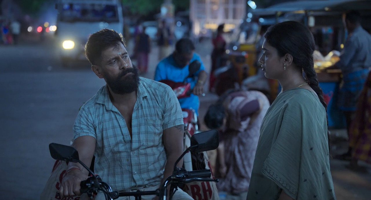 Veera Dheera Sooran: Part 2 2025 WebRip [Hindi + Tamil + Telugu + Malayalam + Kannada] 480p, 720p, 1080p ESub Screenshot