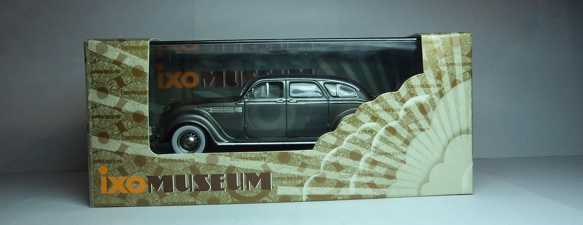 Chrysler Airflow Sedan (15)