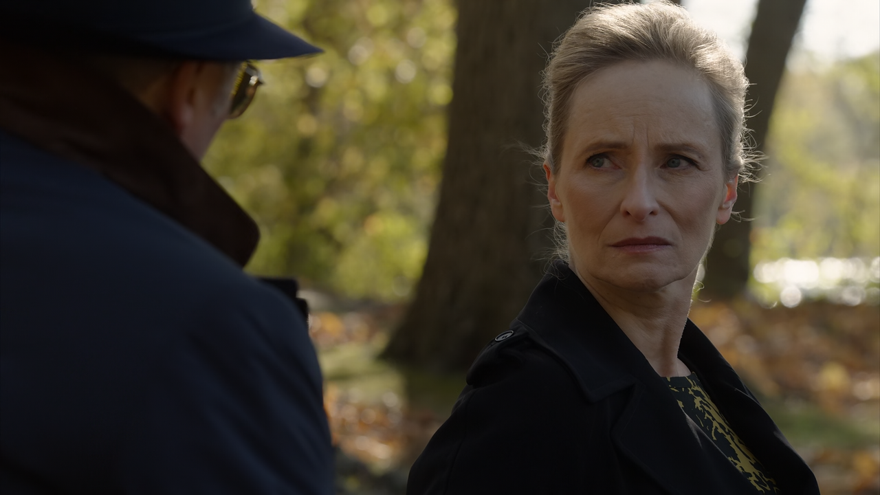 The.Blacklist.S08E02.Katarina.Rostova.Conclusion.1080p.10bit.BluRay.AAC5.1.HEVC-Vyndros.mkv_snapshot