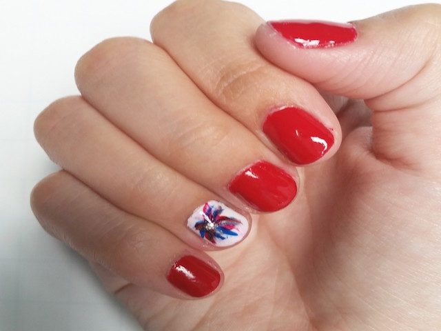 How should I do my nails for the 4th of July