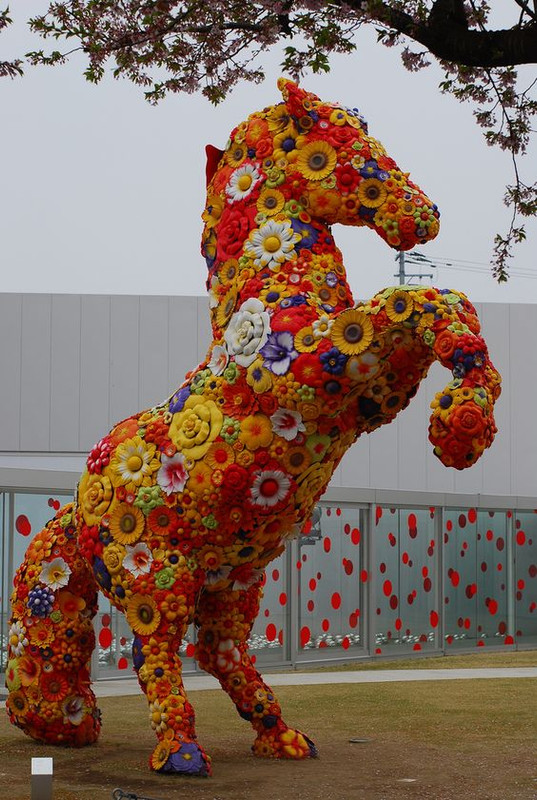 multi-horse-new.jpg