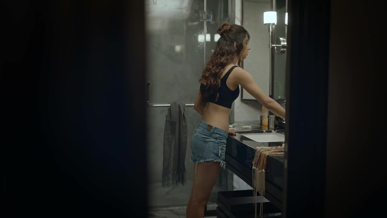 vlcsnap 2025 11 03 23h27m18s674