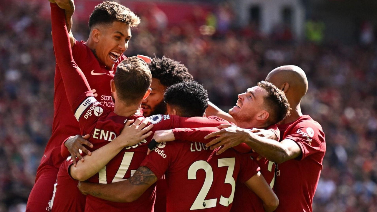 Liverpool consigue goleada histórica en la Premier League