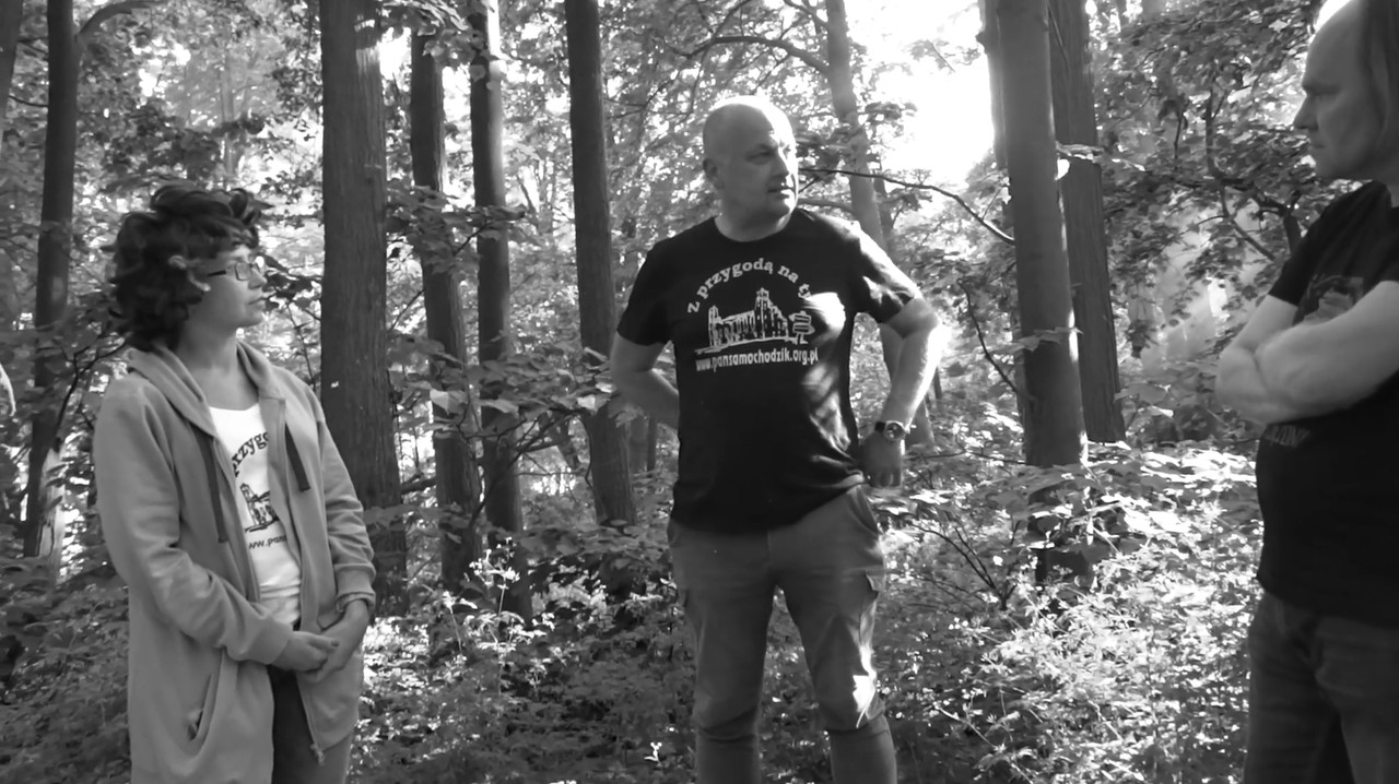 08.29b - Scenka książkowa