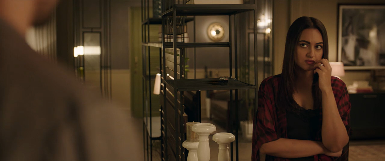 Ittefaq 2017 BluRay [Hindi] 480p 720p ESub Screenshot