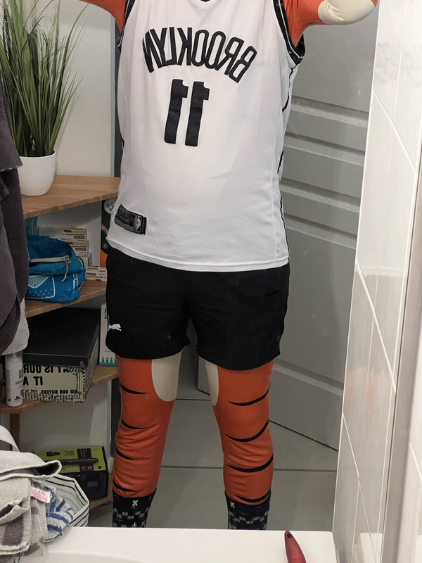 D2F0CB63-90DB-48EF-BBDF-392453632209