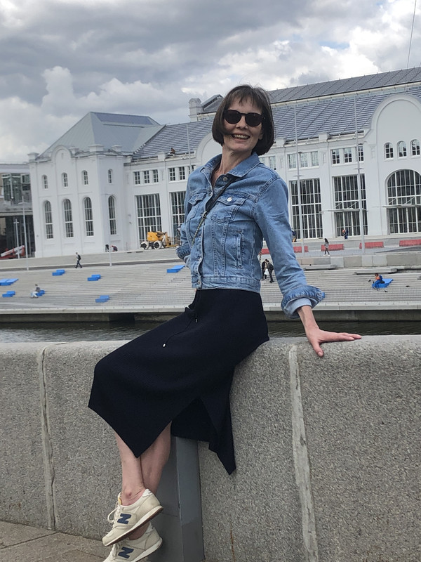 C5528808-FCA8-4B09-AC75-0B6F8E3C9FD0