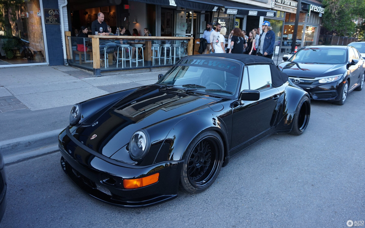 FCC0CB6C-CCA6-4389-8F2F-05B5533A25AF