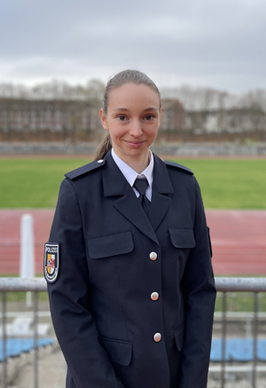 1Alina Roß