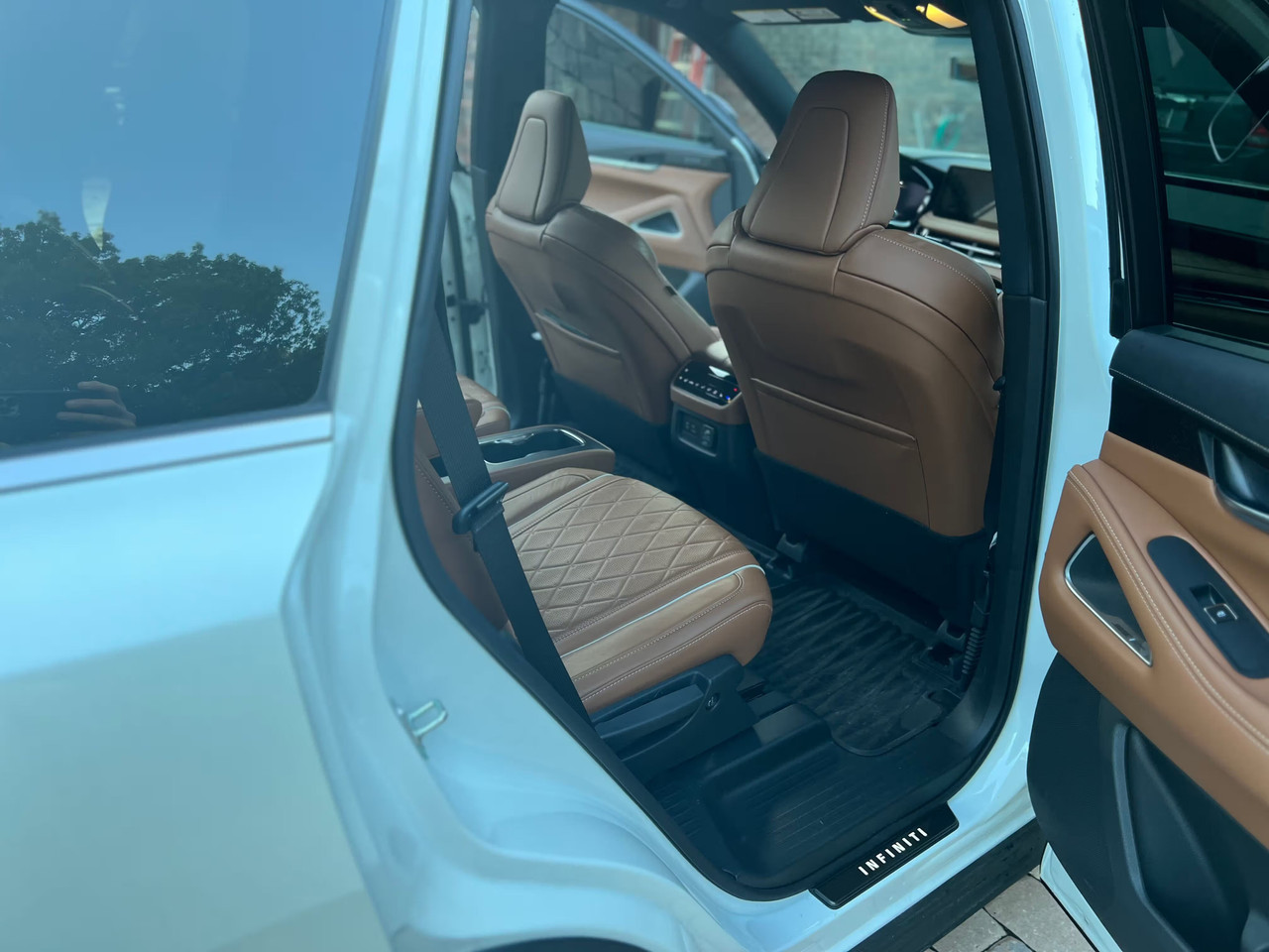 Vehicle thumbnail 16