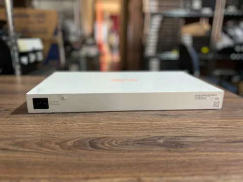 Detalhe das portas 1 Gigabit SFP para uplinks do JL814A.