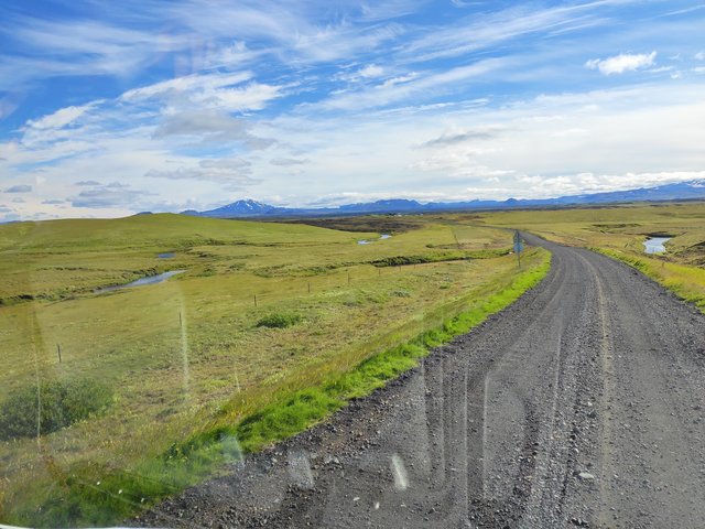 Islandia 2020: En autocaravana y sin coronavirus - Blogs de Islandia - --Día 4 (25 julio): Keldur - Trío de cascadas - Seljavallalaug - Solheimajokull (2)