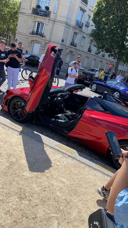 A0BCE199-099A-4E09-84DE-76A43E304D4A