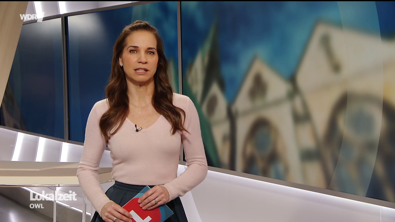 Kristina Sterz WDR Lokalzeit OWL 12 03 2026 112X Caps 17