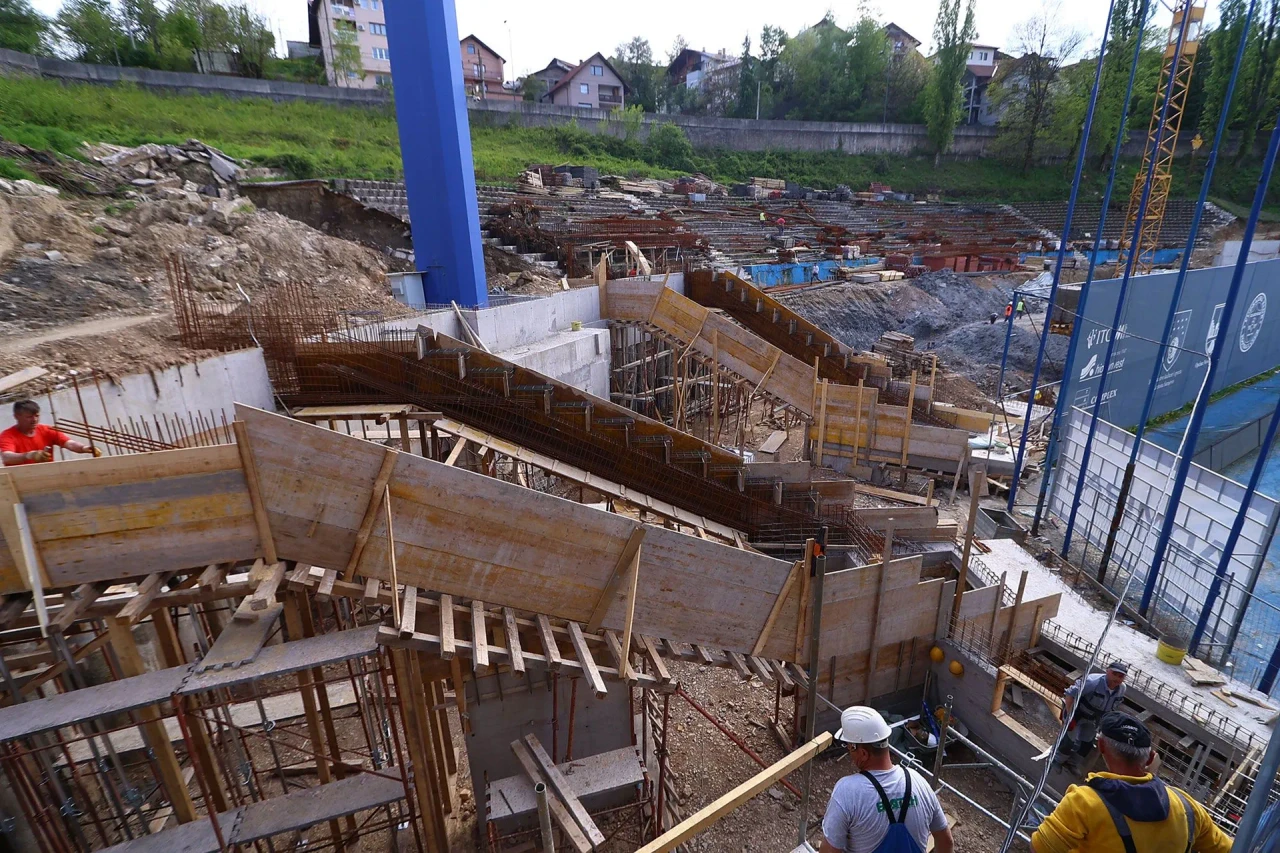 677938532 1553931506738350 6264904761719247309 n 33f821aee9 (1)