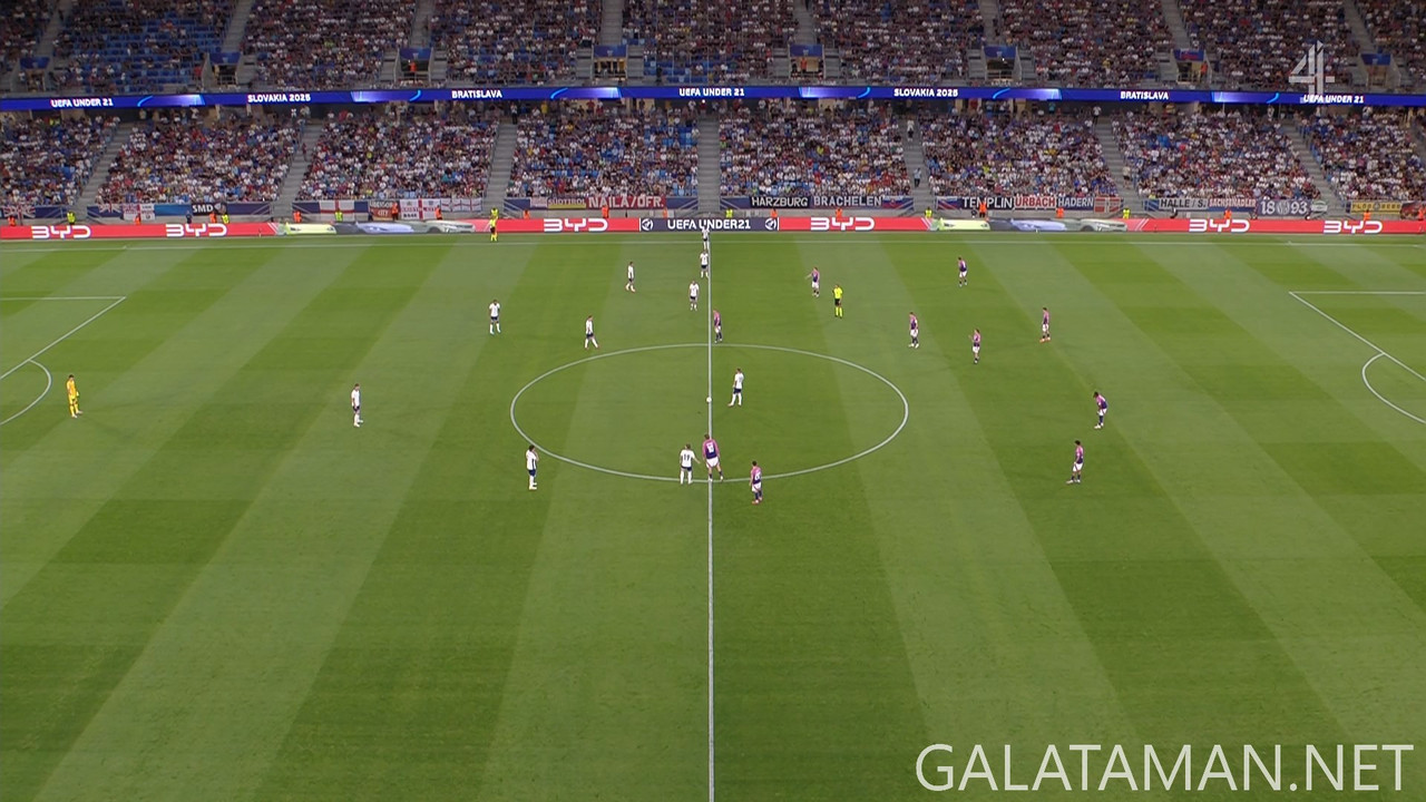 [Image: 06-28-20-20-00-Channel-4-HD-Live-UEFA-U2...18-261.jpg]
